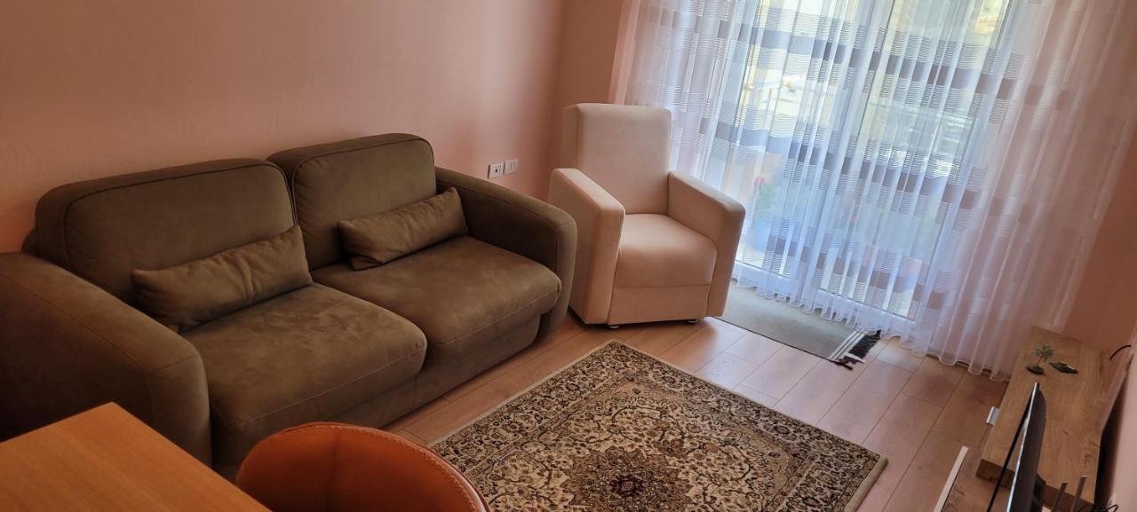 Beach View Apartment, Golem Дуррес Экстерьер фото
