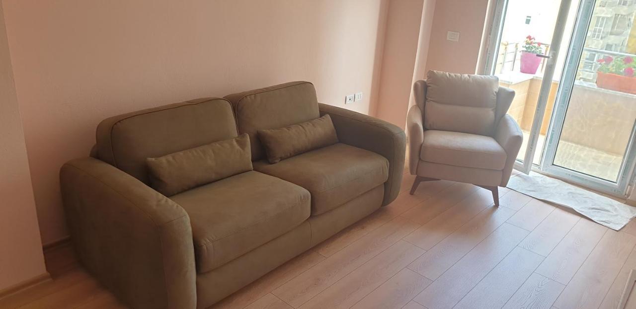 Beach View Apartment, Golem Дуррес Экстерьер фото